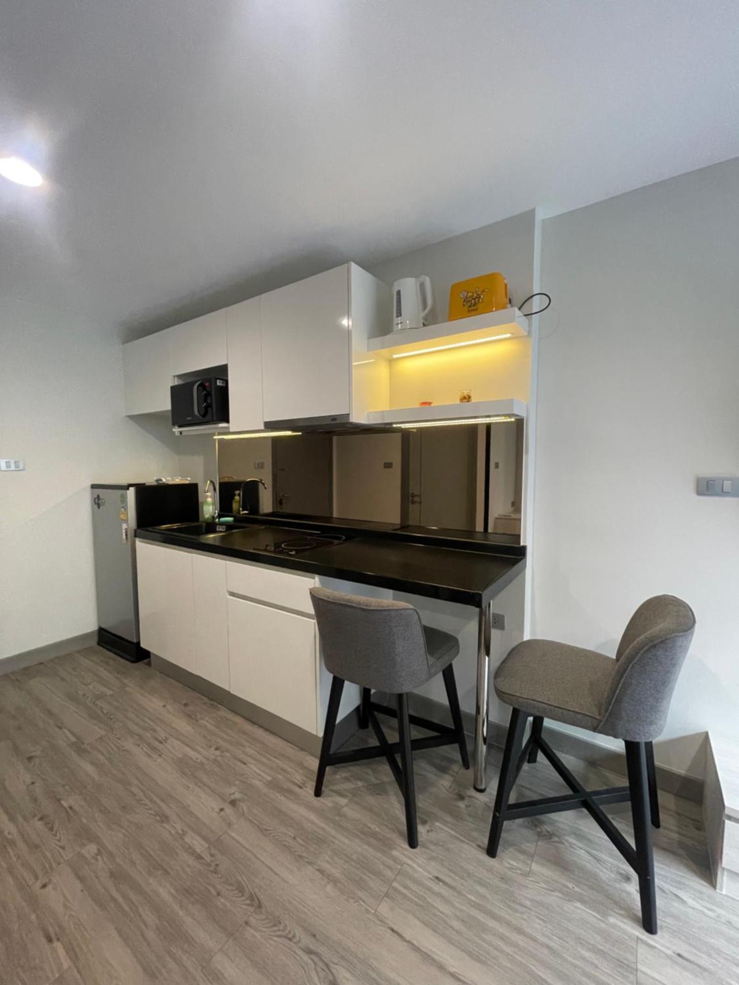 2dusitd2 - One Bedroom With A Beautiful View Of The Garden And Pool HHQ