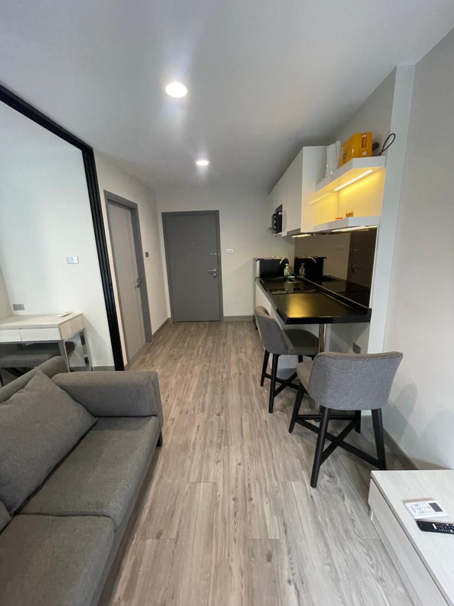 2dusitd2 - One Bedroom With A Beautiful View Of The Garden And Pool HHQ